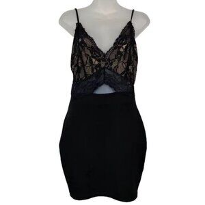 FASHION NOVA BLACK SEXY CUT OUT LACE DRESS LARGE